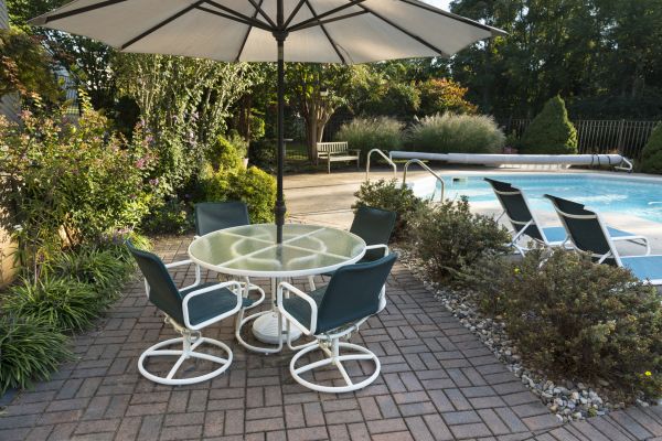 Cost of Deck Paving in Pasadena