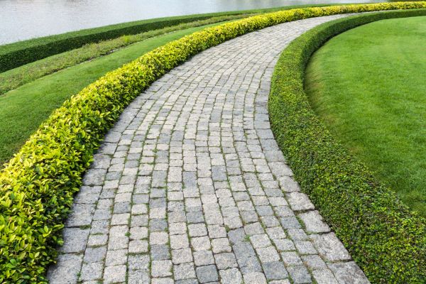 Cost of Sidewalk Pavers Installation in Pasadena